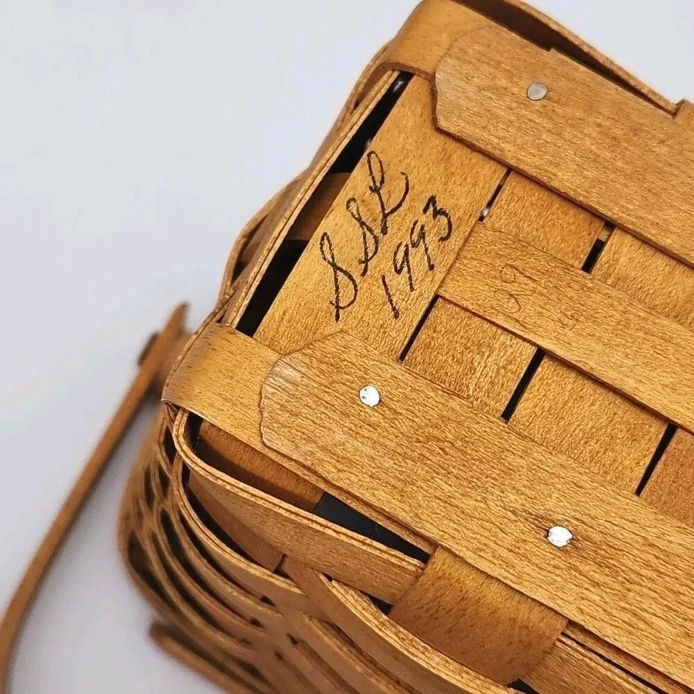 Longaberger Basket Dresden 1993 Edition w/Protector Flag Charm Woven Collectible